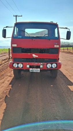 Caminhão Volkswagen 13-130 ano 1982
