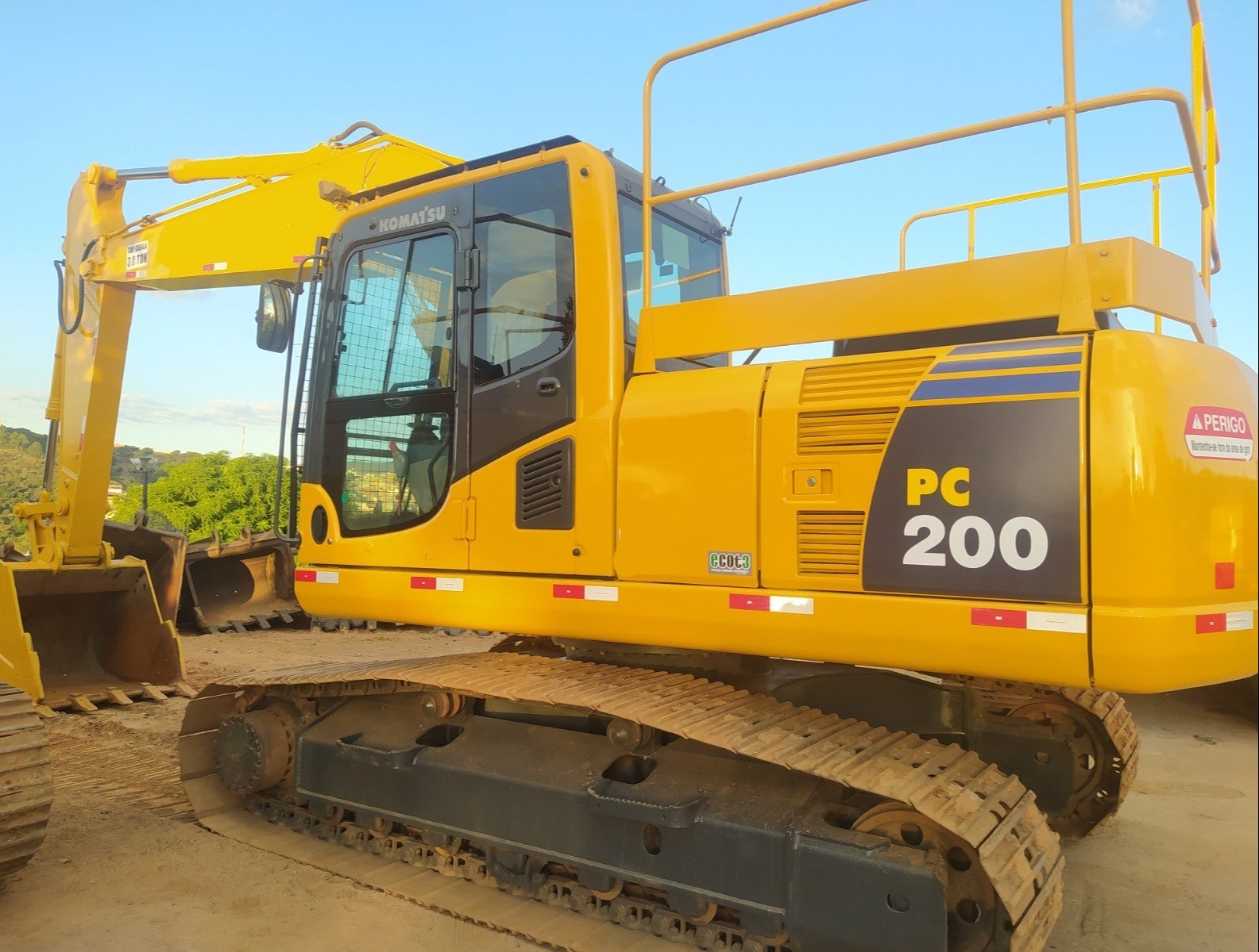 Escavadeira Komatsu PC200LC-10 ano 2018 2018, Comprar por R