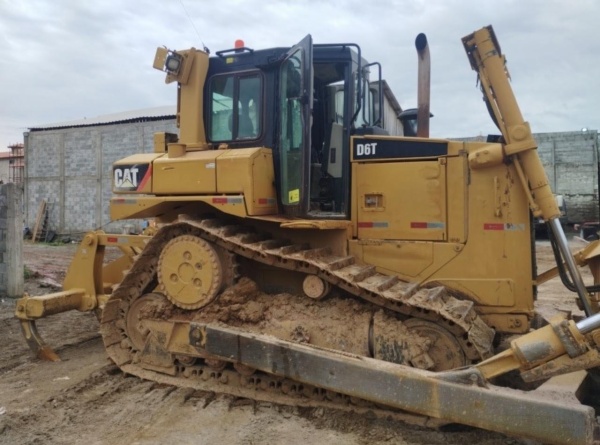 Trator de Esteira Caterpillar D6 T ano 2018 - D6 T - Máquinas de Linha Amarela