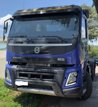 Caminhão Volvo FMX 540 ano 2020