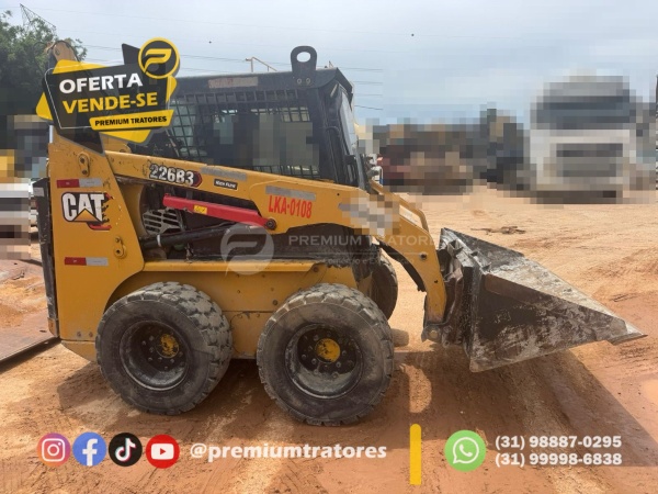 Mini Carregadeira Caterpillar 226B3 ano 2021