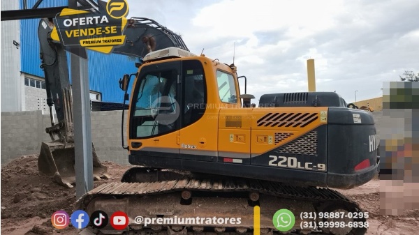 Escavadeira Hyundai R220LC-9S ano 2020
