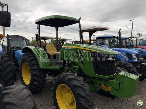 Trator John Deere 5078 E ano 2022