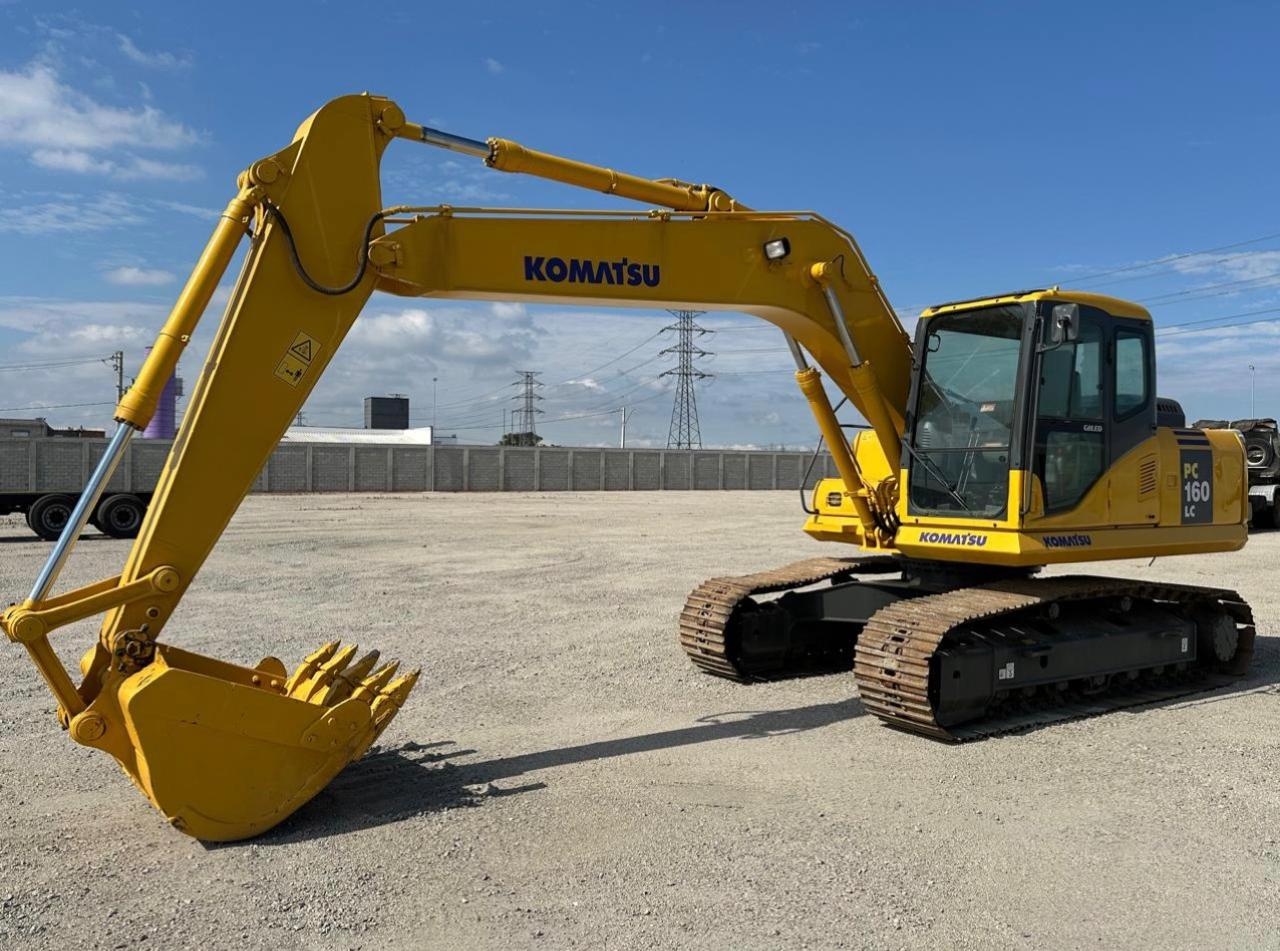 Escavadeira Komatsu PC160 ano 2008