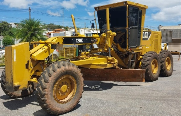 Motoniveladora Caterpillar 120K ano 2015
