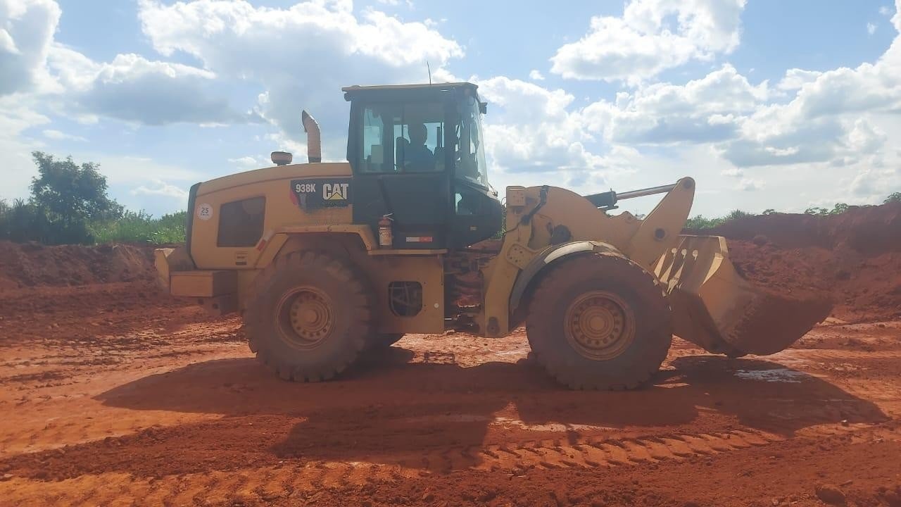 Pá Carregadeira Caterpillar 938K ano 2016