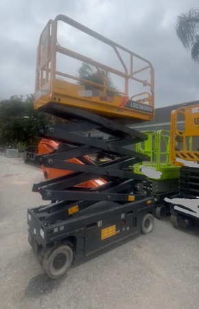 Plataforma Liugong LSC0808DE ano 2024