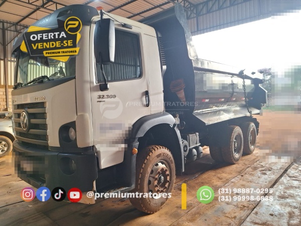 Caminhão Volkswagen 32.360 ano 2022 - 32.360 - Caminhões e Carretas