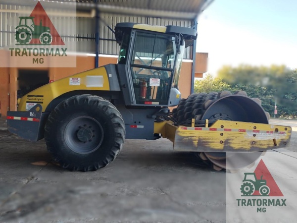 Rolo Compactador Dynapac CA250 PD ano 2014