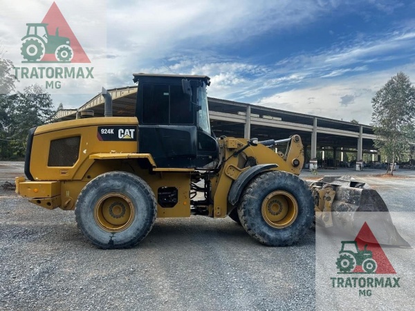 Pá Carregadeira Caterpillar 924K ano 2015