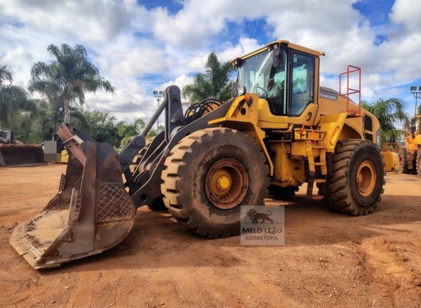 Pá Carregadeira Volvo L150H ano 2022