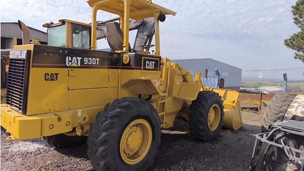 Pá Carregadeira Caterpillar 930T ano 1994