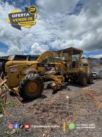Motoniveladora Caterpillar 120H ano 2003