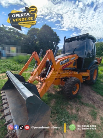 Retroescavadeira Case 580 N  ano 2013