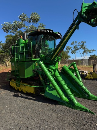Colheitadeira John Deere CH570 ano 2021