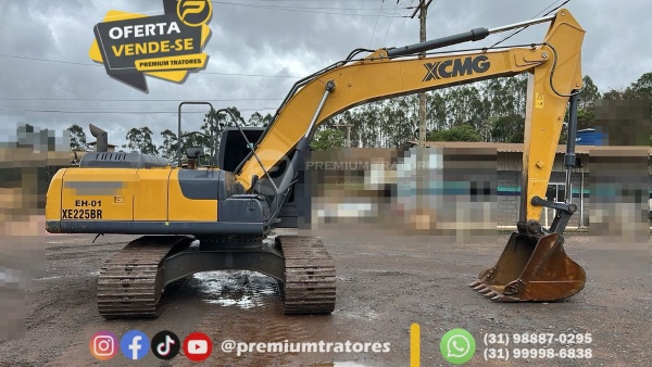 Escavadeira XCMG XE225BR ano 2023