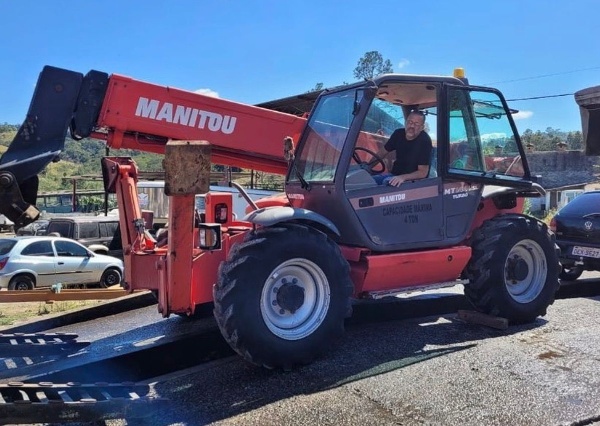 Manipulador Telescópico Manitou MT 1440 SL Turbo ano 2010