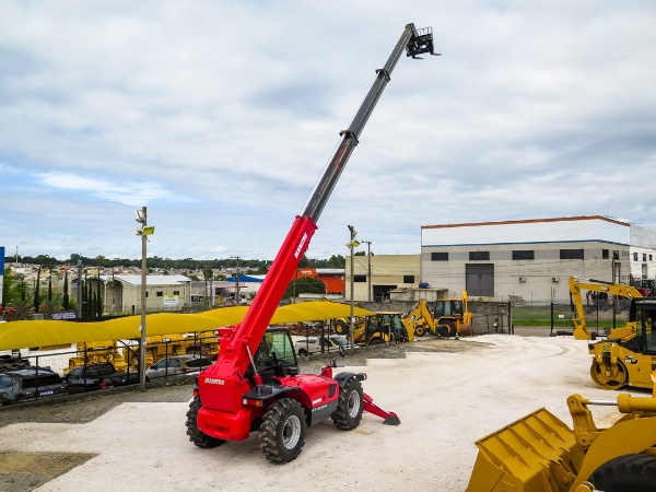 Manipulador Agrícola Manitou MT 1740 SLT ano 2013
