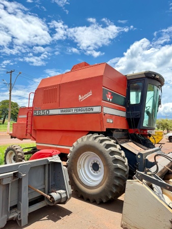Colheitadeira Massey Ferguson MF 5650 Advanced ano 2003