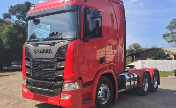 Caminhão Scania 500 6X4 ano 2021