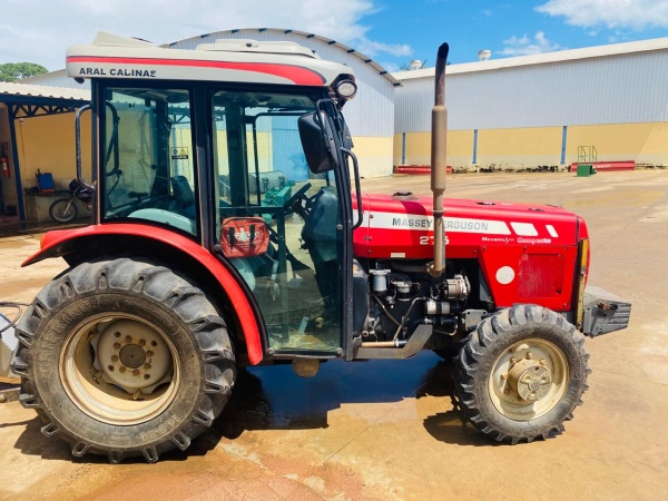 Trator Massey Ferguson MF 275