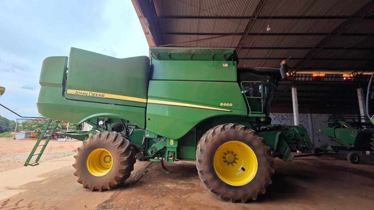 Colheitadeira John Deere S660 ano 2018
