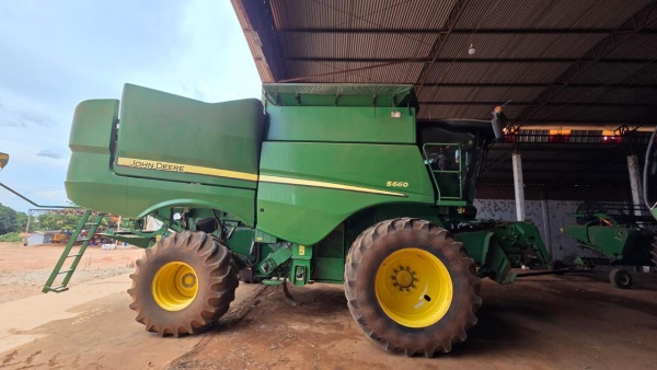 Colheitadeira John Deere S660 ano 2018