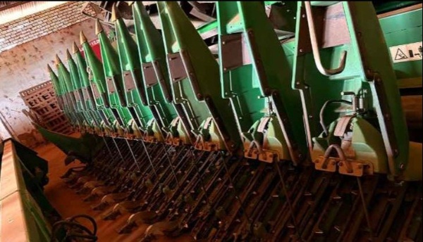 Colheitadeira John Deere 612C ano 2012
