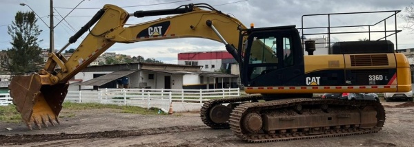 Escavadeira Caterpillar 336DL ano 2014