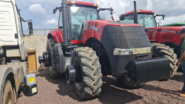Trator Case MAGNUM 335 ano 2009 - MAGNUM 335 - Máquinas Agrícolas
