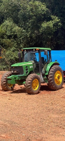 Trator John Deere 6415 ano 2010 - 6415 - Máquinas Agrícolas