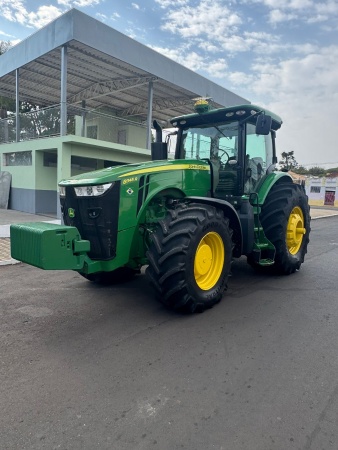 Trator John Deere 8345 R ano 2021