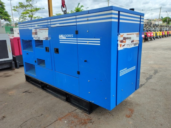 Gerador de Energia STEMAC 170 kVA ano 2023