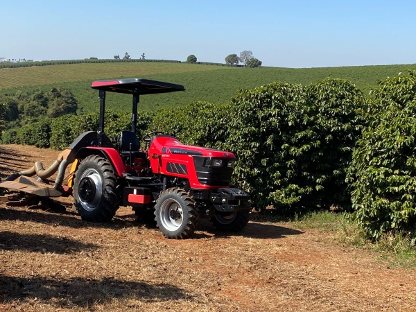 Trator Mahindra 6075 E ano 2026