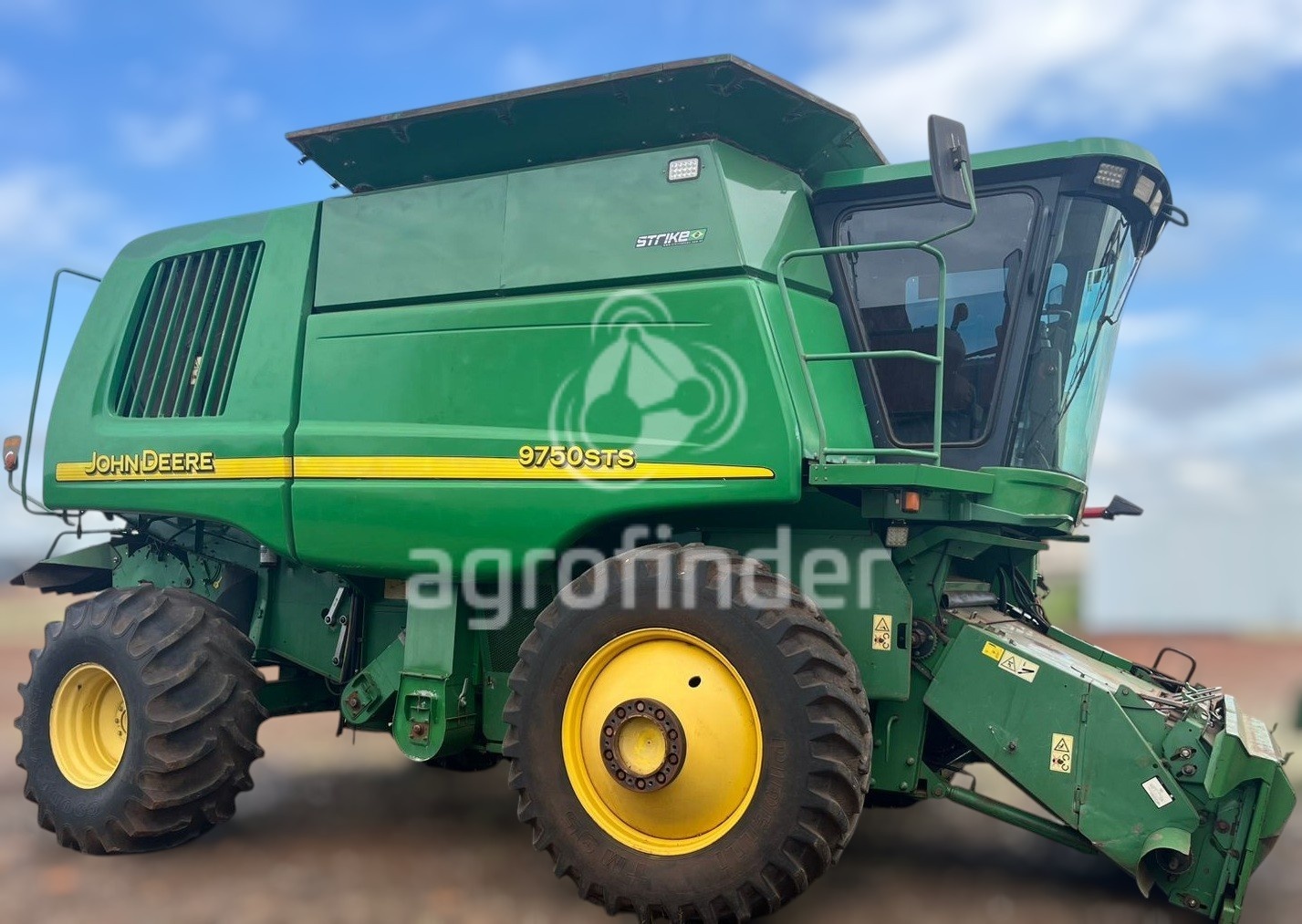 Colheitadeira John Deere 9750 ano 2005