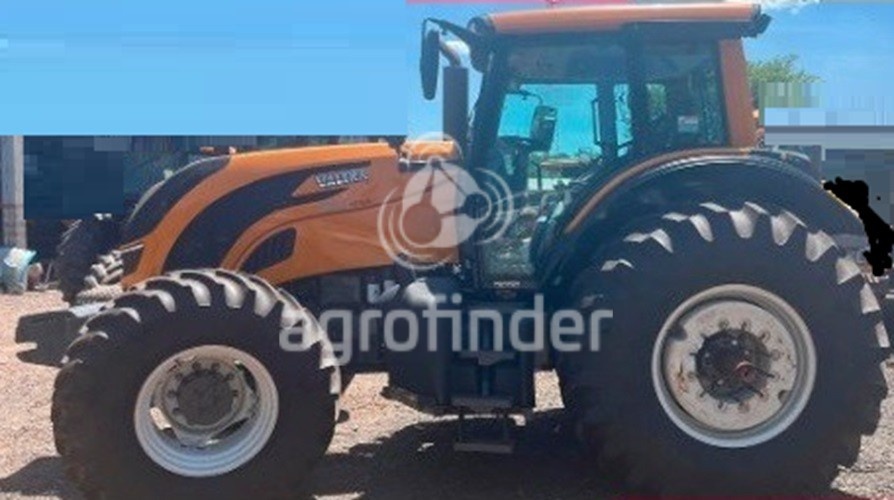 Trator Valtra BH 224 HiTech ano 2023