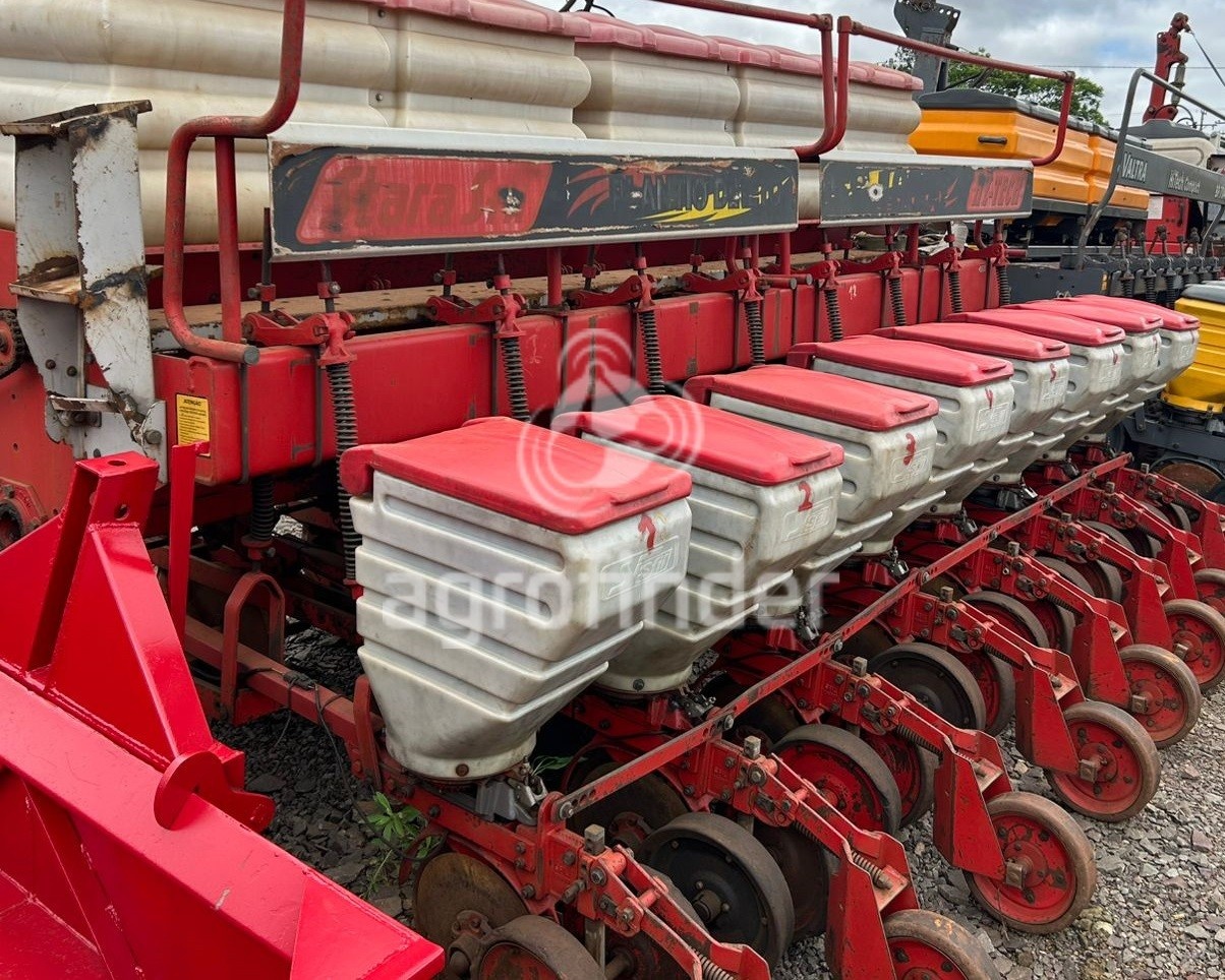 Plantadeira Sfil PSM 8000 ano 2003