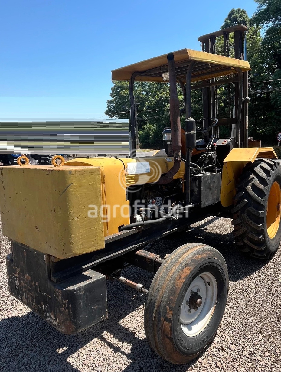 Empilhadeira CentralMaq Valmet 65 ano 1990