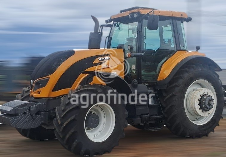 Trator Valtra BT 230 ano 2018 - BT 230 - Máquinas Agrícolas