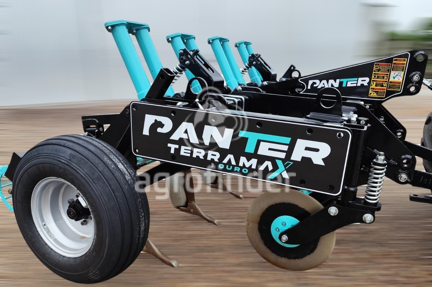 Descompactador Panter Terramax Ouro ano 2025