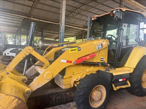Retroescavadeira Caterpillar 416 ano 2022 - 416 - Máquinas de Linha Amarela