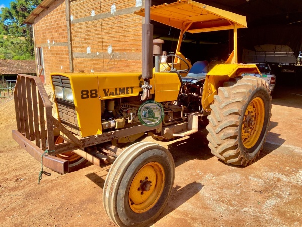 Trator Valmet 88 ano 1984