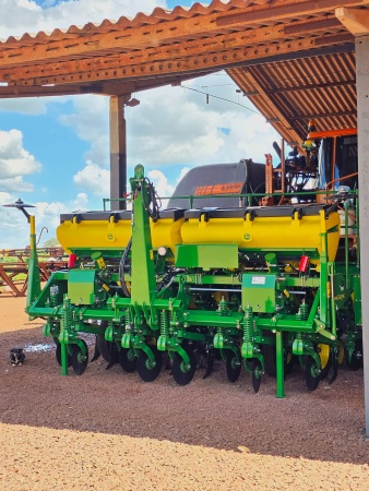 Plantadeira John Deere 1109 ano 2025