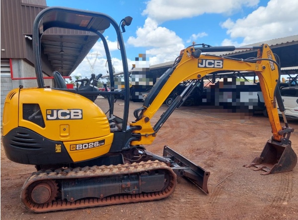 Mini Escavadeira JCB 8026 ano 2017