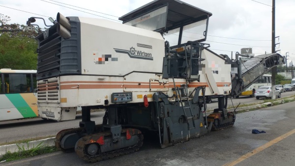 Fresadora Wirtgen W200 ano 2013
