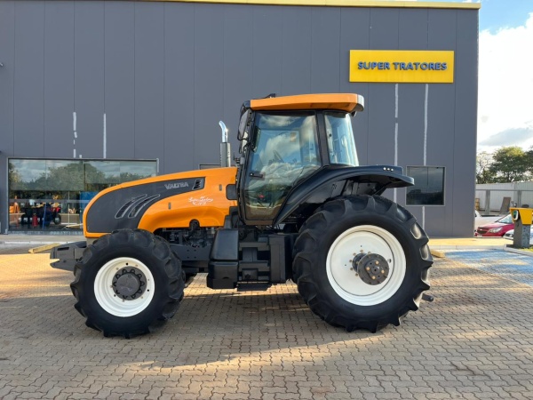 Trator Valtra BT 190 ano 2013