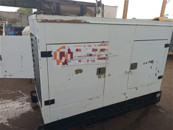 Gerador de Energia MWM 55 kVA ano 2014