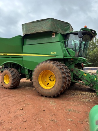 Colheitadeira John Deere S680 ano 2014