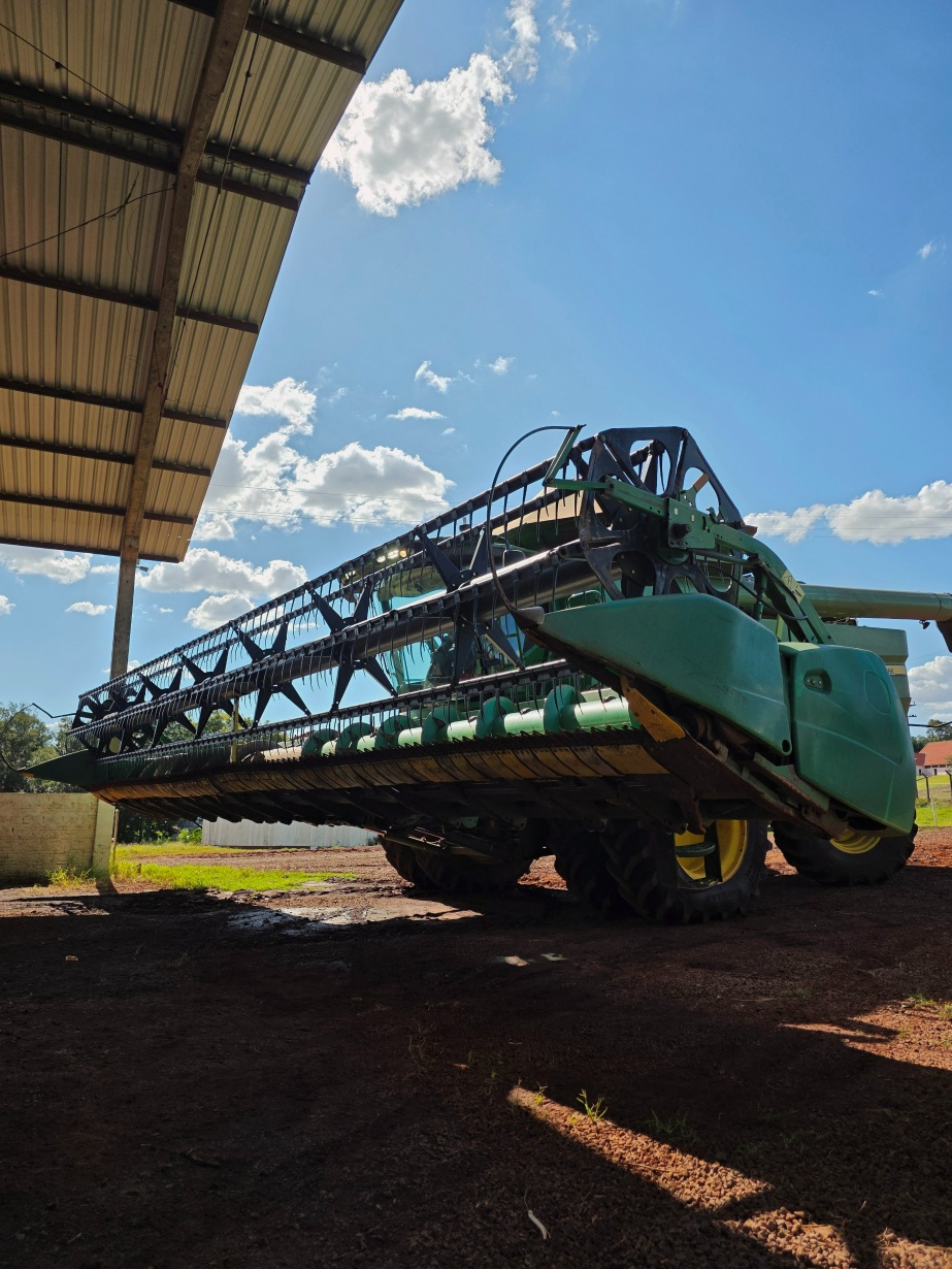 Plataforma John Deere 635F ano 2012