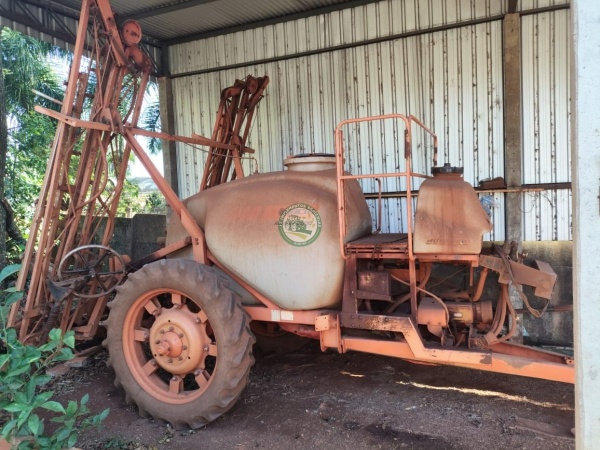 Pulverizador Jacto Advanced 2000 AM 18 ano 2007